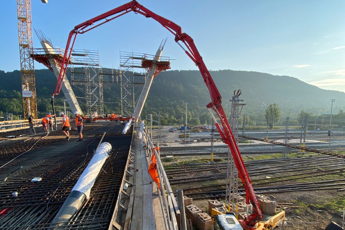 MC-PowerFlow 5674 ensures optimal workability.